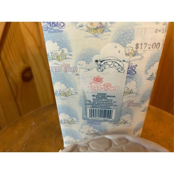 Precious Moments Figurine Sugar Town Cobblestone Bridge (8428) - Picture 7 of 7